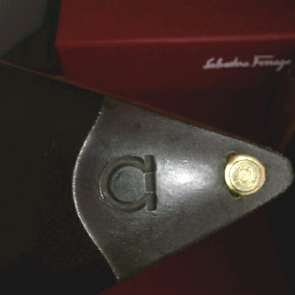 Salvatore Ferragamo Siona ostrich d'orsay heels - Picture 7 of 13